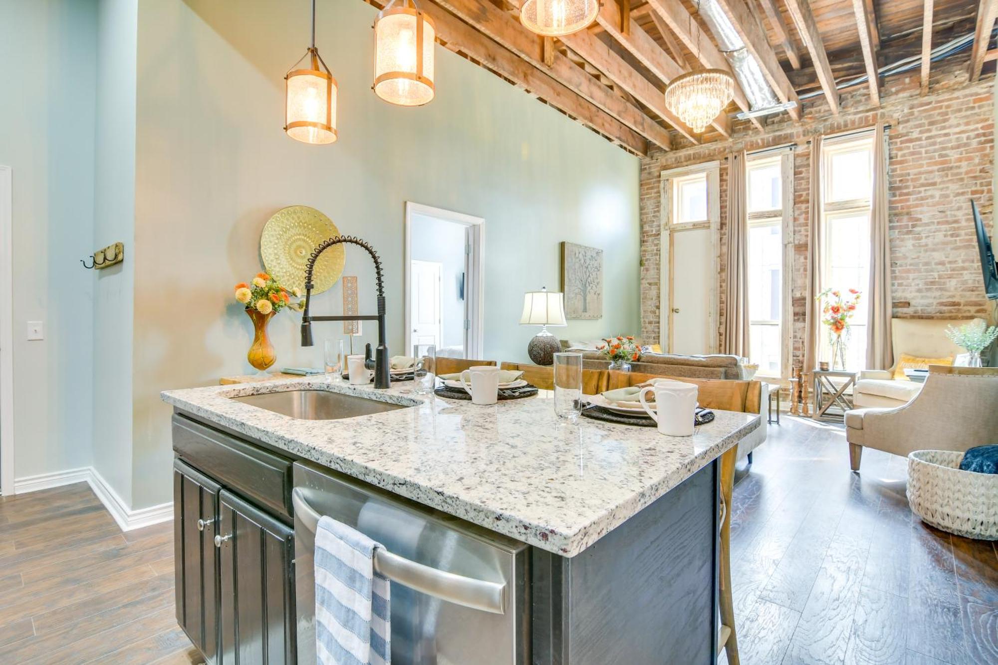 Dtwn Loft In The Heart Of Monett Pets Welcome! Dış mekan fotoğraf